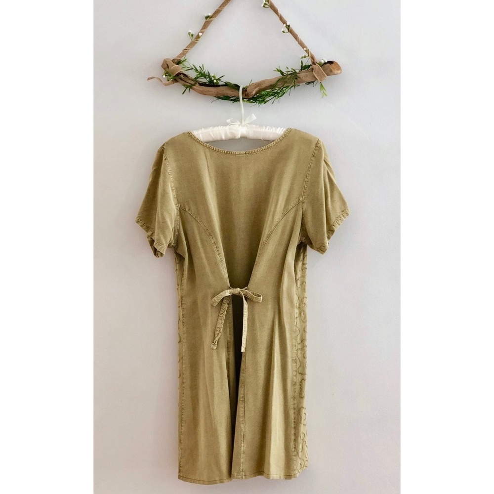 Vintage Olive Embroidered Back Tie Dress - Picture 5 of 7